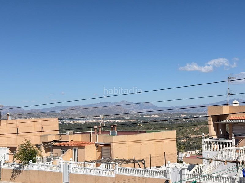 Foto 2339c02f-35ae-4b4e-9462-f3b45317b05c. Casa adosada en Panorama-Sierramar Santa Pola
