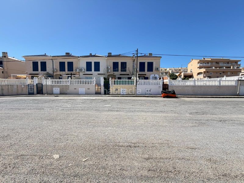 Foto 9b3fedc0-d47a-40b5-8686-8b0345f5a6c0. Casa adosada en Panorama-Sierramar Santa Pola