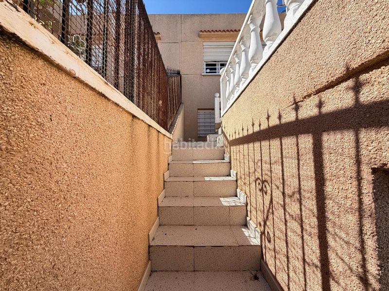 Foto bd6a367e-e13f-4fdf-9baf-236558010d10. Casa adosada en Panorama-Sierramar Santa Pola