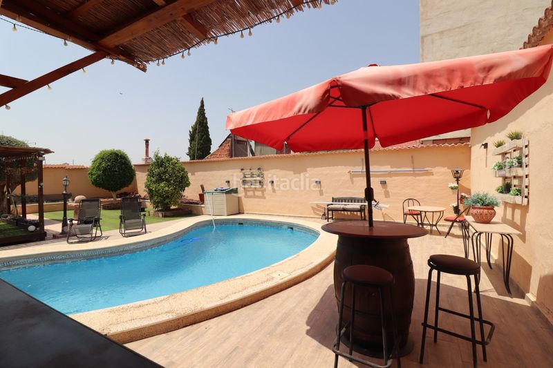 Foto de7eae4b-c687-4431-9092-b5cd8629b200. Casa amb piscina a Benijófar