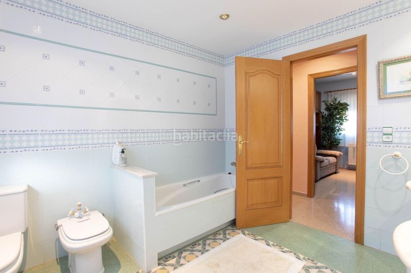 Foto 1762eac2-7b1d-4171-b8fc-1b0cfcdc2b53. Casa amb aparcament a Cocentaina