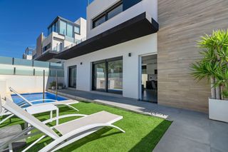 Casa en Villamartín-Las Filipinas