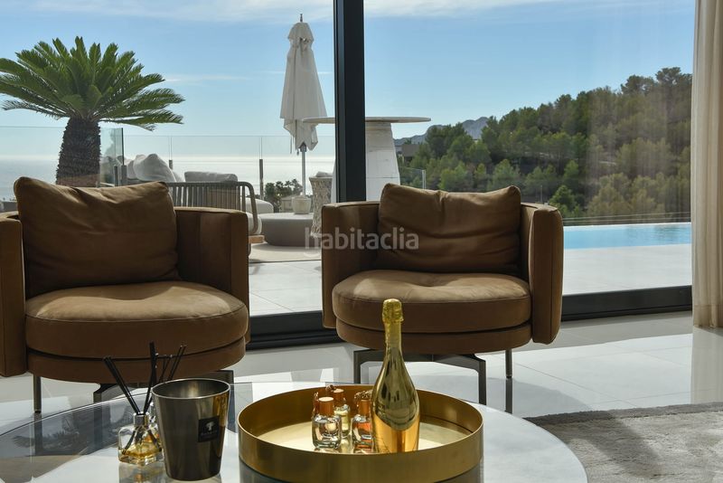 Foto 8099a124-9b2d-4f6e-9323-342aee6a9bf2. Casa a La Fustera Benissa