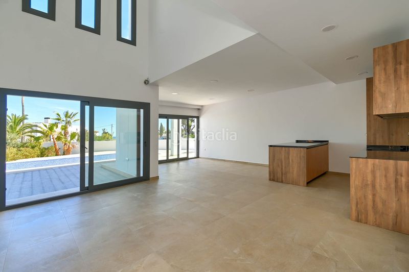 Foto 452d6213-a89d-445f-91ae-4fdb6c39d873. Casa a La Fustera Benissa
