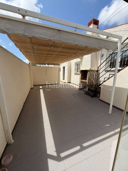Foto 3e86da9c-9b6f-4d7a-9006-eb52fd532e5c. Casa amb aparcament piscina a Cabo Roig Orihuela