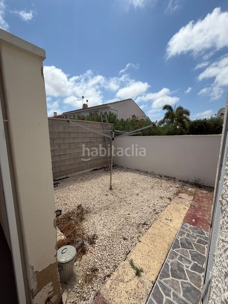 Foto cc32d9d2-bd6a-419f-b09f-e6d6e767efb5. Casa amb aparcament piscina a Cabo Roig Orihuela