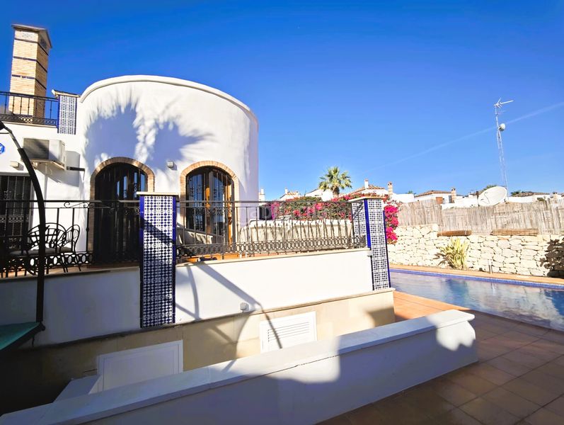 Foto 1ee4194e-dd69-47a8-8826-8e79501e943a. Casa a Algorfa