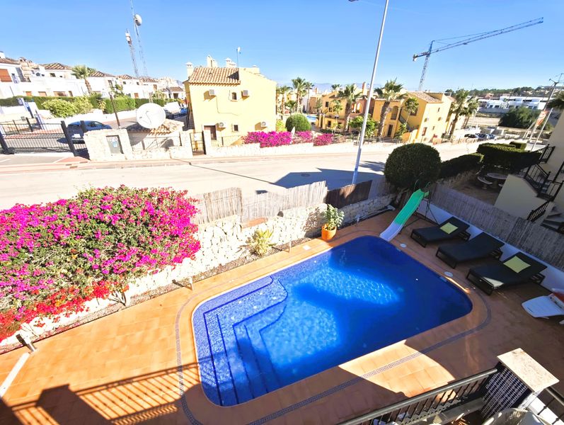 Foto 4234fd25-9f00-42e6-98a5-70d744539d89. Casa a Algorfa