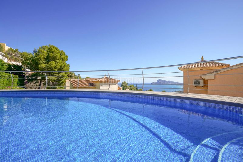 Foto 531334bb-61c5-47ac-a15f-c34ea5f4dd21. Casa amb aparcament a Altea ciudad Altea