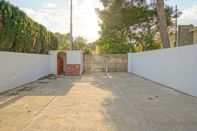 Foto d1905f1e-2a2c-4c32-aa1e-5445185ca41c. Casa amb aparcament a La Pedrera-Vessanes Dénia