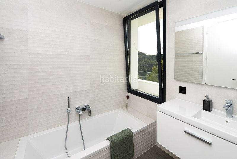 Foto 967e8d5b-f5f0-47c2-8fe8-64453b255e59. Casa amb aparcament a Montgó - Ermita Xàbia