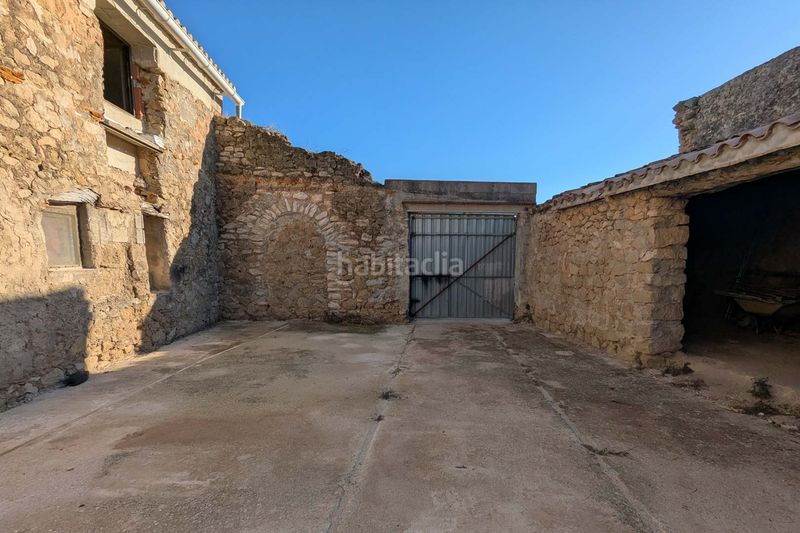 Foto 69b3210c-bfac-448e-b27a-0f9c1747d9da. Masia a Teulada