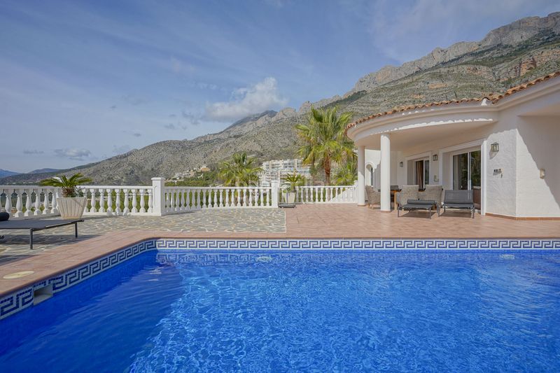 Foto c4328b2f-2d38-45d6-8fce-3e5a3967f2c5. Casa a Altea ciudad Altea