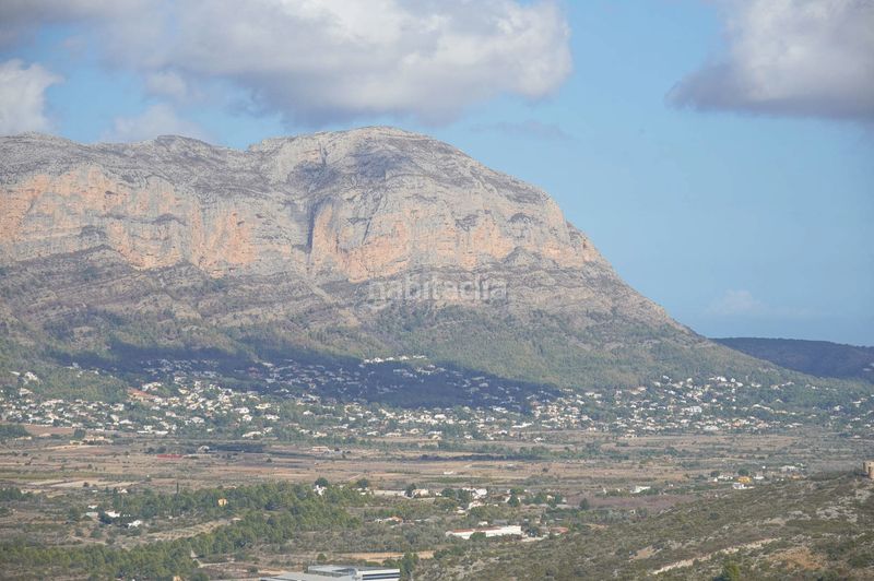 Foto a22431c1-3795-4e04-800d-6fb0e5234ffc. Casa amb aparcament a Centro Pedreguer