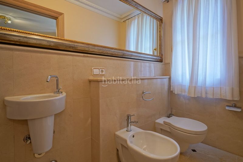 Foto b64e9d3d-b73f-456e-bdd9-39d13c714254. Casa amb aparcament a Centro Pedreguer