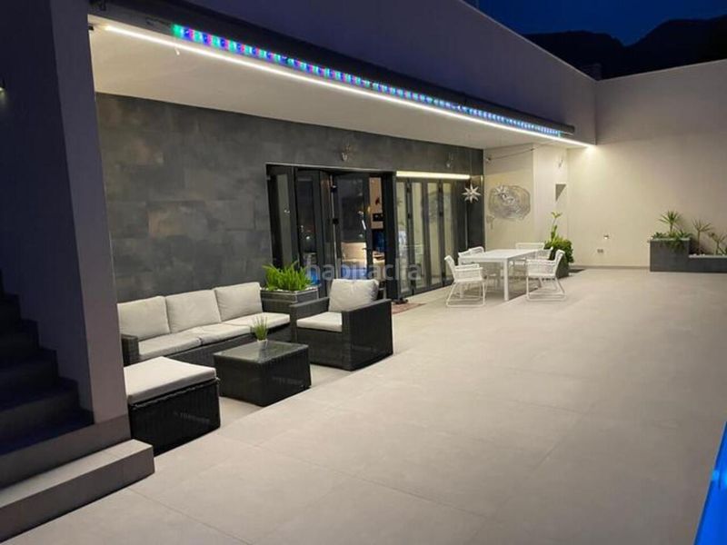 Foto 1c905bee-ebdb-4728-8cf3-cad5dacd81f7. Casa en Benimantell