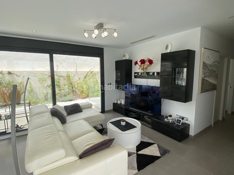 Foto a761edc9-3c2f-49c2-8be0-4b30d34d7157. Casa en Benimantell