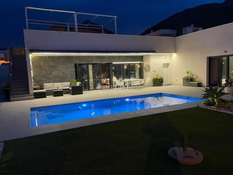 Foto c972ff93-54e7-4f78-ad86-243cb3a3b5de. Casa en Benimantell