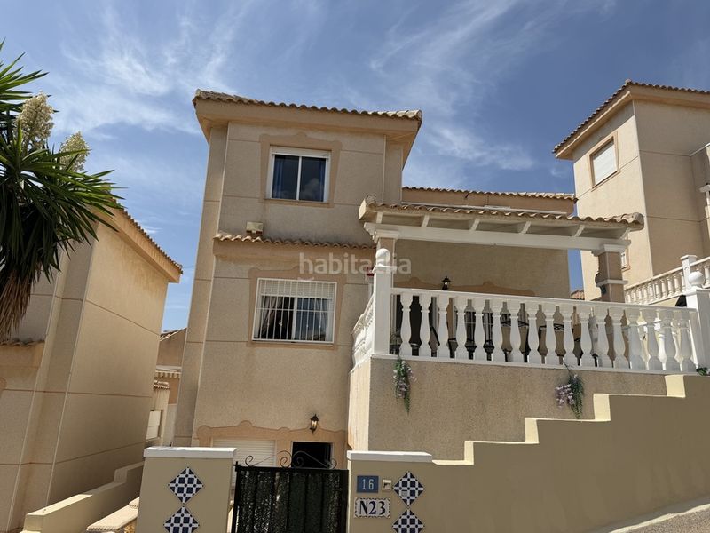 Foto f19f5e8e-20e8-42ff-9eb2-edbe80cd5f0e. Casa en Benijófar