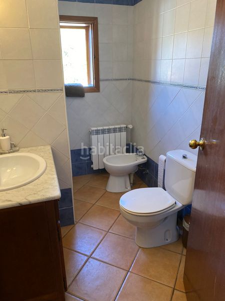 Foto 5585c23b-b131-466b-a61e-c96d47f21b99. Casa adossada a Barx