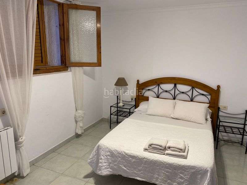 Foto d651ae59-9628-47f6-9ffc-a18f37098f27. Casa adossada a Barx