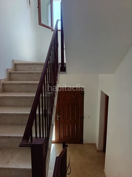 Foto aacaa7eb-5b41-4762-952e-cf6616e5f64c. Casa adossada a Verger (el)