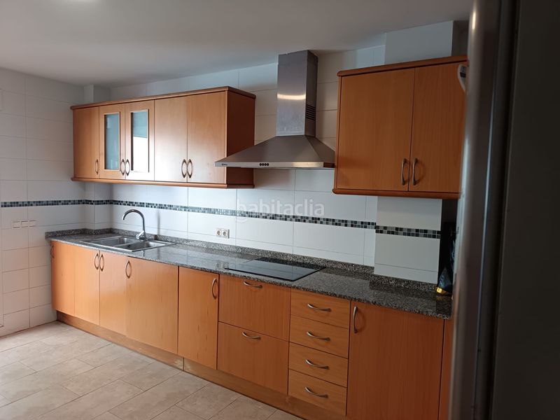 Foto da92ee81-d5b4-4f2a-8784-f6ebf4a87723. Casa adossada a Verger (el)