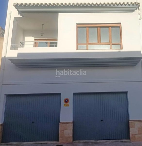 Foto f8736b74-70c5-4f1a-9d49-f2f78ea8fa08. Casa adossada a Verger (el)