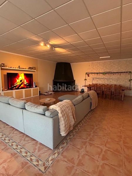 Foto b7ba3165-ff68-4685-9b7c-9b74cc5bd025. Casa amb piscina a Jumilla