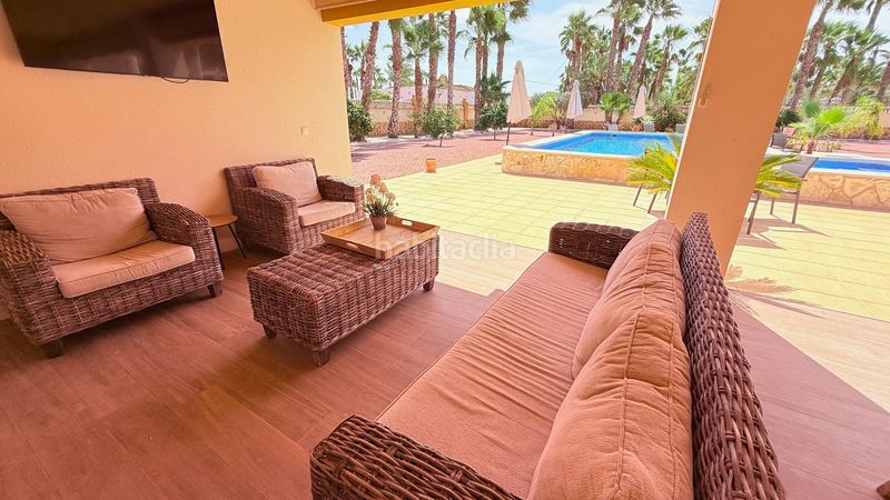Foto daa53e14-024f-4686-ac0f-0a6679692576. Casa a Catral