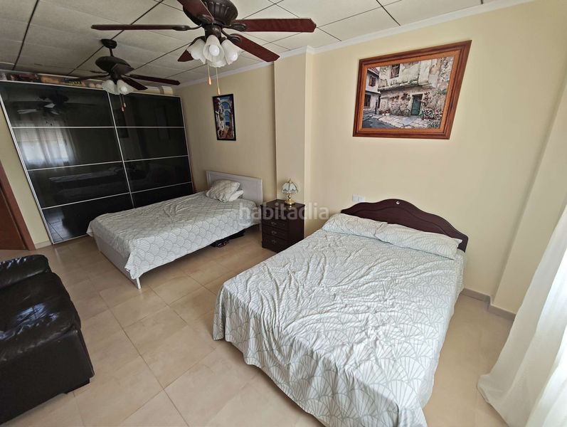 Foto 3d3ac6e1-e1cc-4bfc-b2ab-d2cc70baf7c4. Casa amb aparcament a Pinoso