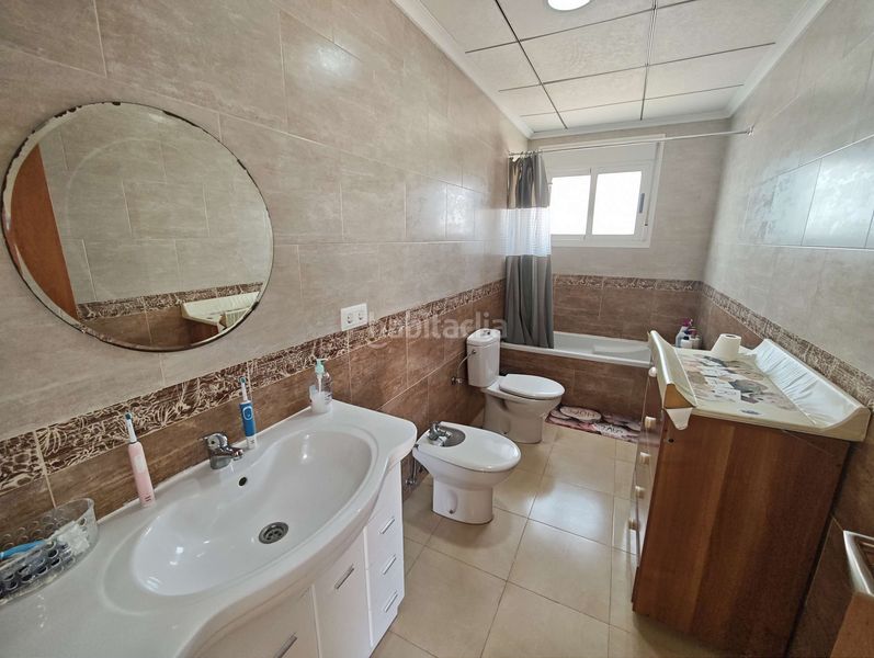 Foto e9ff537e-8d2f-4208-a1de-680b1e1389bf. Casa amb aparcament a Pinoso