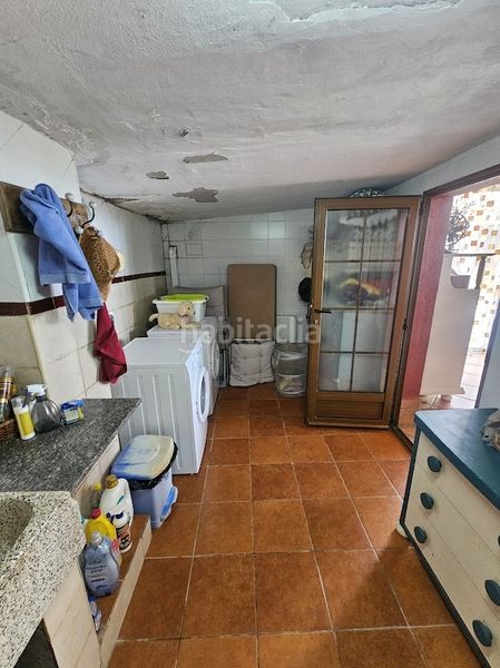 Foto a80b7c50-3b05-4a19-a8d9-9705f764f524. Casa amb piscina a Alberic