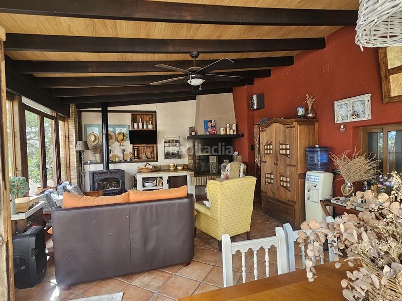 Foto d08c6909-f67b-45e6-b5a0-60e37a7ffc51. Casa amb piscina a Alberic