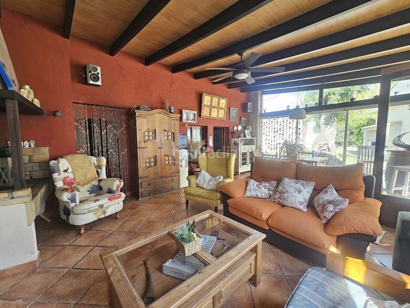 Foto e7512871-6819-443a-93fc-92281f648a10. Casa amb piscina a Alberic