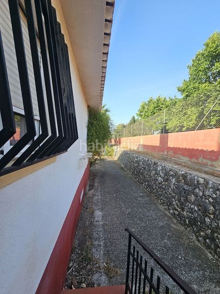 Foto d4c5b95a-7125-42b1-addf-0f52b0f7b6eb. Masia amb aparcament piscina a Canals
