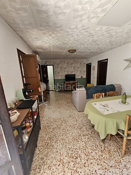 Foto 0ab5b0b0-435f-46c3-ad93-fe633bb159c2. Casa a Carcaixent