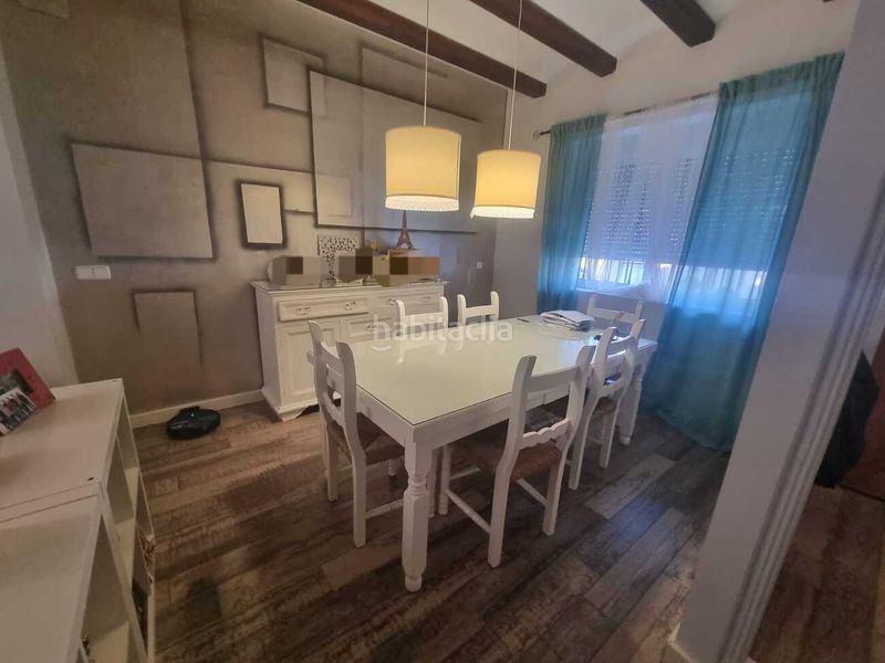 Foto cb567f6f-3d69-43b3-af40-3a1c2262a4cd. Casa adossada a Canals