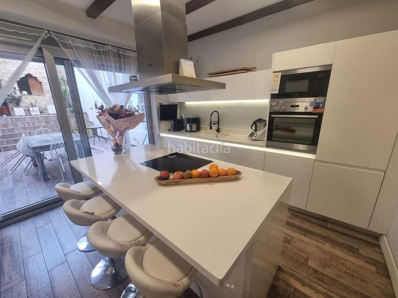 Foto febc2f85-7d51-4108-bc42-5090312584f6. Casa adossada a Canals