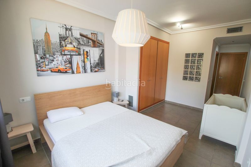 Foto 20ddabee-b8c6-40d7-ba9c-6017995d9bb1. Casa amb aparcament a Canuta Calp