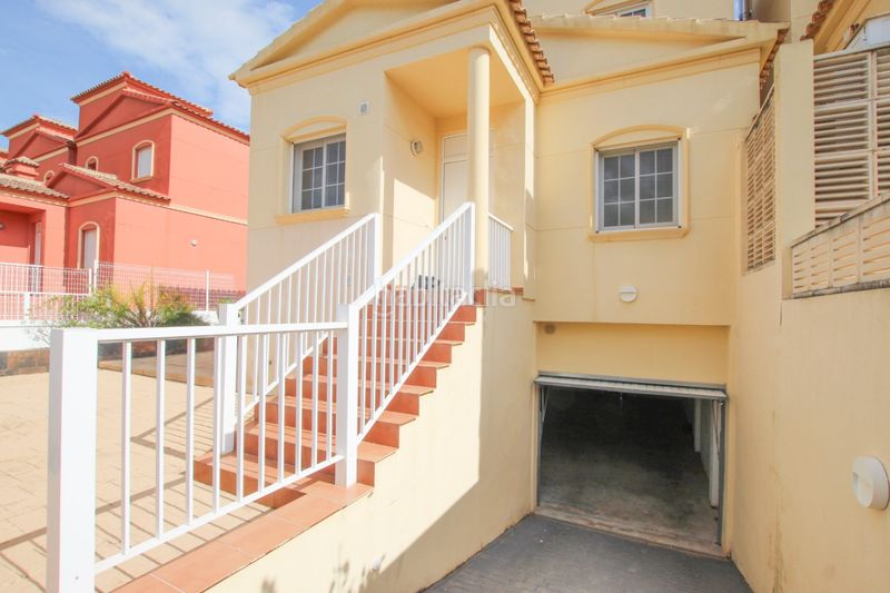 Foto 2dee2b09-9ae7-488c-b58c-f47d3ba9b468. Casa amb aparcament a Canuta Calp