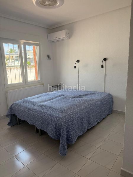 Foto b953279b-2f7a-46fa-9308-d778dac35f86. Casa amb piscina a Almoradí
