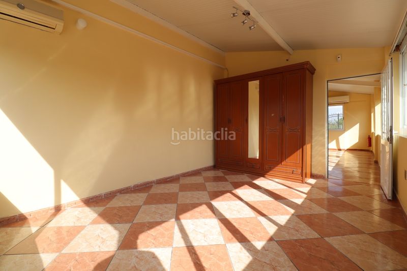 Foto d7d1d666-8bdc-467d-b5aa-96bbb0e5649e. Masia amb piscina a Heredades Rojales