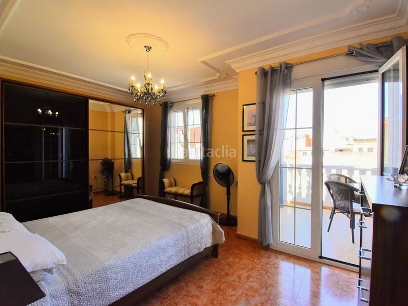 Foto 4152783b-064e-4e21-917c-1de88829e5e4. Casa adossada a Canals