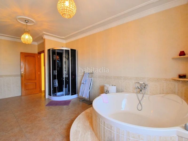 Foto 725f8a32-48dc-40a3-95c1-9c86d43f0886. Casa adossada a Canals