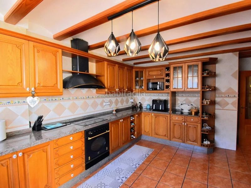 Foto 9b5def73-889d-4e29-9193-78e523404918. Casa adossada a Canals