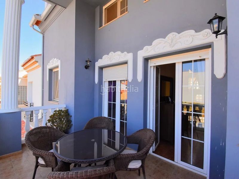 Foto f7fa130a-c137-4c4c-a69d-4d7d784b9a86. Casa adossada a Canals