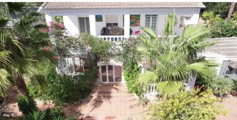 Foto a67c33cf-2976-459c-8208-3eed45c2a192. Casa amb aparcament piscina a Benigànim