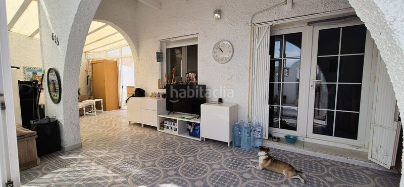 Foto bf32256f-5ea8-4866-a14d-fc5bb4e91baf. Casa amb aparcament a Playa Flamenca Orihuela