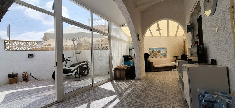 Foto d98e75f9-12da-4306-837d-a0d51e8b1bec. Casa amb aparcament a Playa Flamenca Orihuela